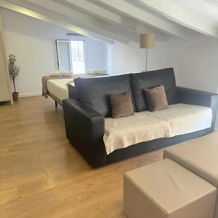 Bella Flats * Valencia